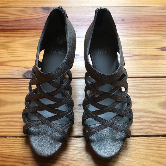 Eileen Fisher Silver Chrome Strappy Wedges, EUC, 7.5 - Picture 4 of 10